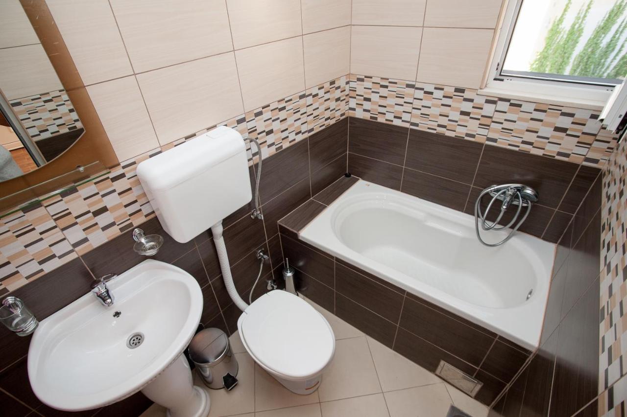 Apartments Onyx Ulcinj Buitenkant foto